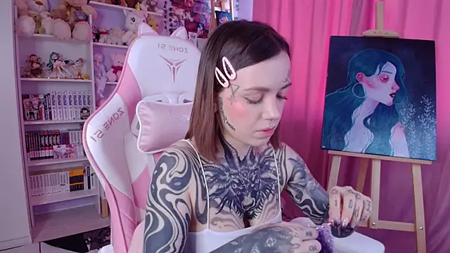 Snapshot of Catharsisi chatting on 03-15-25, 11:29 Catharsisi online show from 03-15-25, 11:29