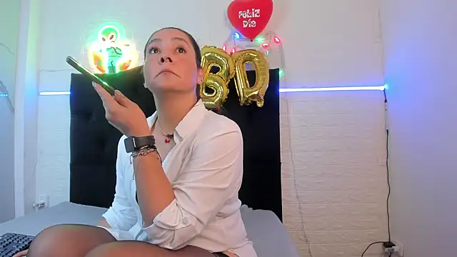 Miiss eva online show from 09-25-25, 12:00