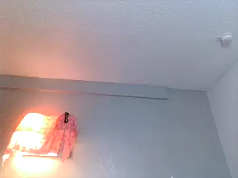 Snapshot of AQuickPhyx chatting on 02-16-25, 09:04 AQuickPhyx online show from 02-16-25, 09:04