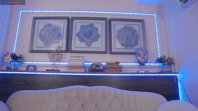 BustyEva  online show from 11-21-25, 04:33