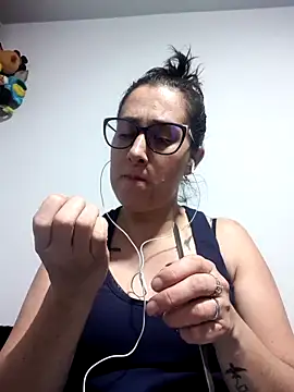 CHARLOTTE 1711 online show from 11-08-25, 04:16