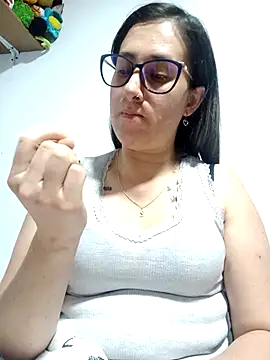 CHARLOTTE 1711 online show from 12-22-25, 05:29