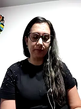 CHARLOTTE 1711 online show from 11-06-25, 04:05