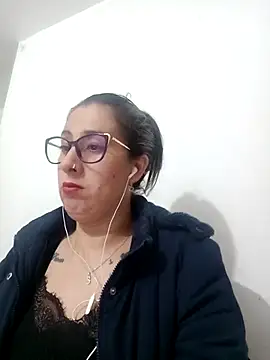 CHARLOTTE 1711 online show from 03-06-25, 02:19