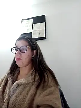 CHARLOTTE 1711 online show from 03-13-25, 01:10