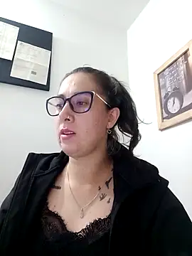 CHARLOTTE 1711 online show from 03-11-25, 02:42