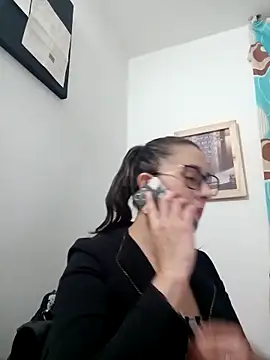 CHARLOTTE 1711 online show from 02-25-25, 02:36