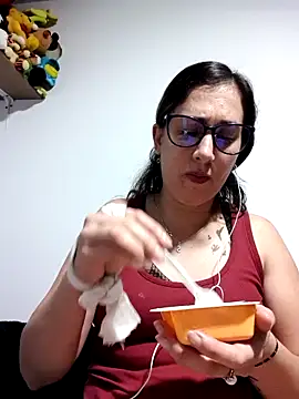 CHARLOTTE 1711 online show from 10-16-25, 03:59