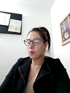 CHARLOTTE 1711 online show from 03-03-25, 11:35