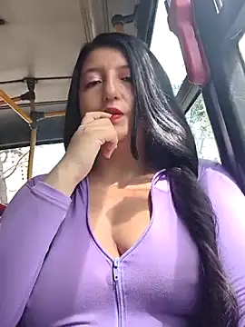 Snapshot of Melyy_Edii chatting on 06-07-26, 03:17 Melyy Edii online show from 06-07-26, 03:17