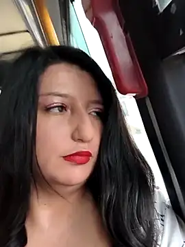 Snapshot of Melyy_Edii chatting on 05-03-26, 05:38 Melyy Edii online show from 05-03-26, 05:38