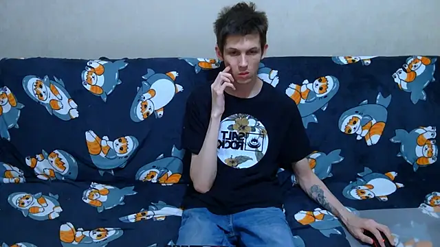 Lester Broo online show from 06-20-26, 10:37