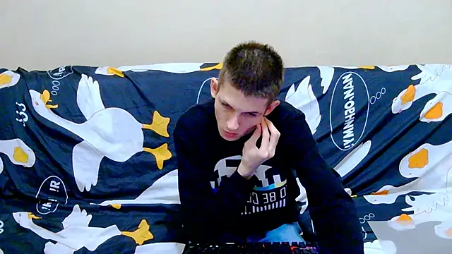 Lester Broo online show from 01-14-26, 08:45