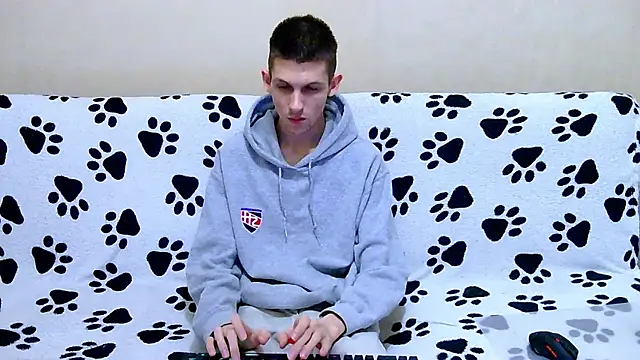 Lester Broo online show from 03-19-26, 08:42