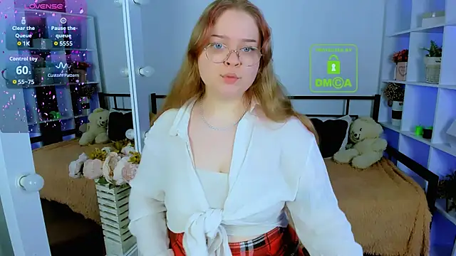 Erica  Alta online show from 11-18-25, 06:50