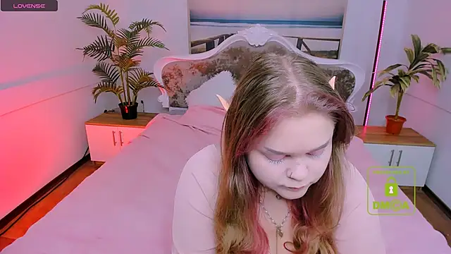 Erica  Alta online show from 10-31-25, 06:43