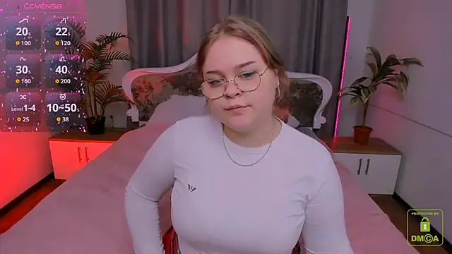 Erica  Alta online show from 11-17-25, 06:50