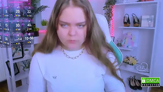 Erica  Alta online show from 12-15-25, 06:52