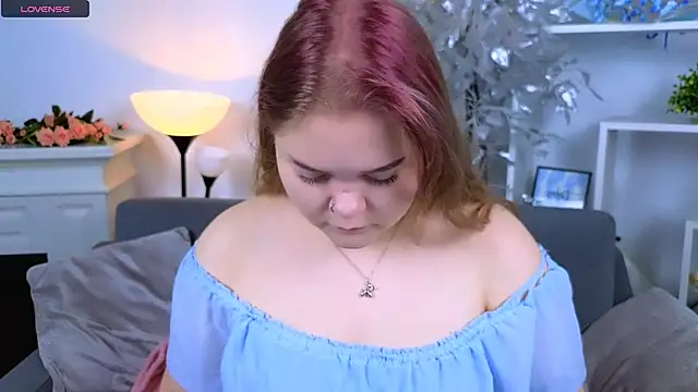 Erica  Alta online show from 12-17-25, 06:51