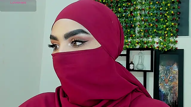 Maissa Alabi online show from 12-20-25, 02:31