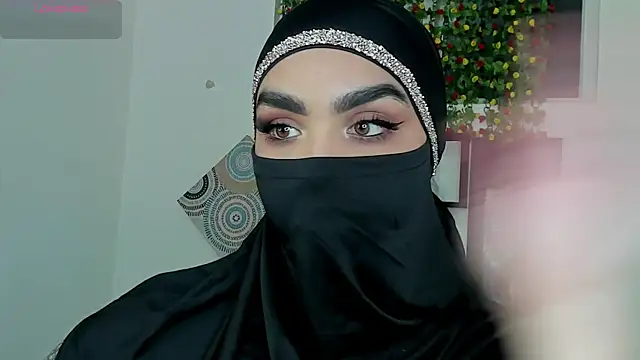 Maissa Alabi online show from 12-19-25, 07:16