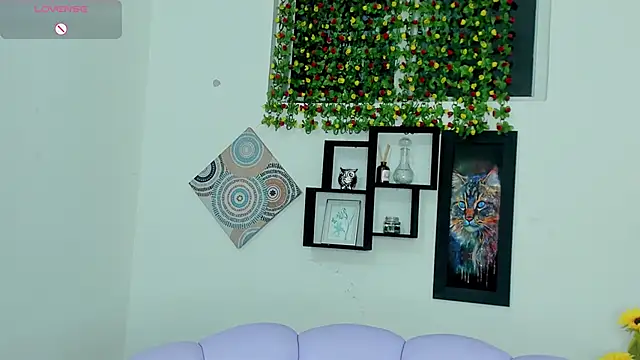 Maissa Alabi online show from 12-13-25, 08:04