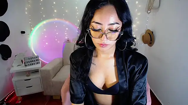 victoria ricci a online show from 03-16-25, 03:04