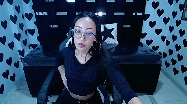 victoria ricci a online show from 02-12-25, 04:33