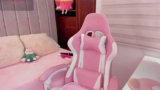 tamy xoo online show from 10-06-25, 08:09