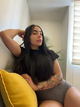 Snapshot of tamy_xoo chatting on 05-06-26, 03:49 tamy xoo online show from 05-06-26, 03:49