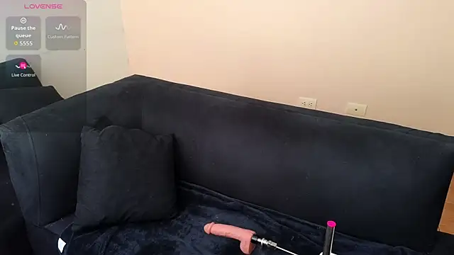 Snapshot of hairyncuteass chatting on 02-25-26, 03:45 hairyncuteass online show from 02-25-26, 03:45