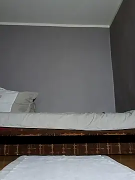 larzik94 online show from 03-15-26, 09:33