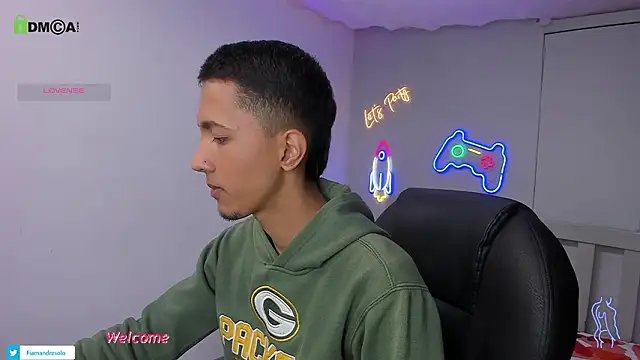 HarolddXL online show from 02-01-26, 01:42