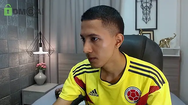 HarolddXL online show from 04-08-26, 02:18