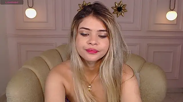 evelyn leee1 online show from 01-15-25, 03:50