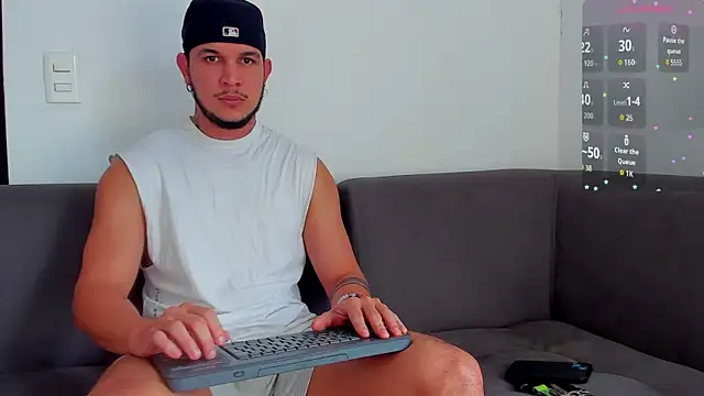 austinoficial online show from 10-26-25, 09:04