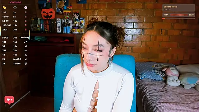 Annycolin  online show from 10-30-25, 04:22