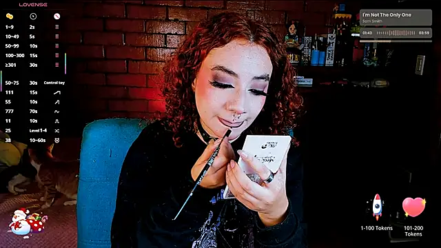 Annycolin  online show from 12-19-25, 04:05