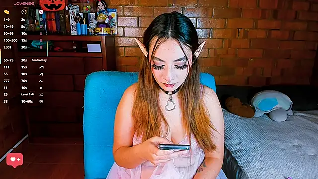 Annycolin  online show from 11-09-25, 03:21