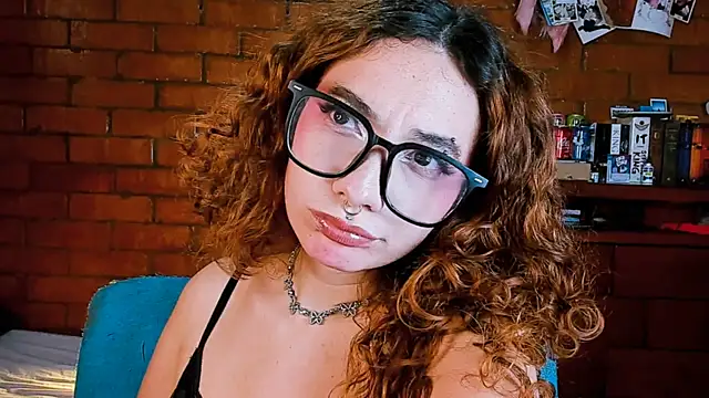 Annycolin  online show from 04-30-26, 10:36