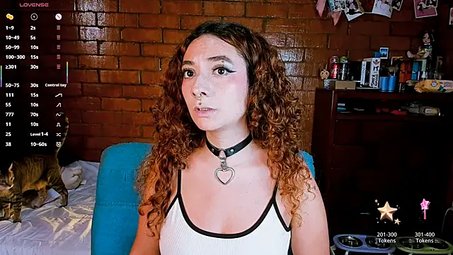 Annycolin  online show from 04-14-26, 09:42