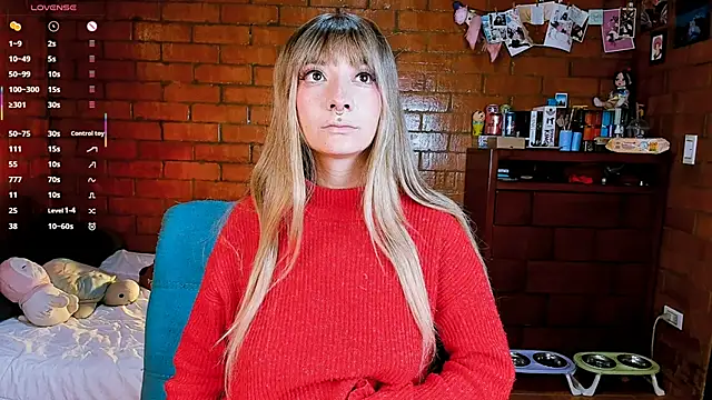 Annycolin  online show from 04-18-26, 10:32