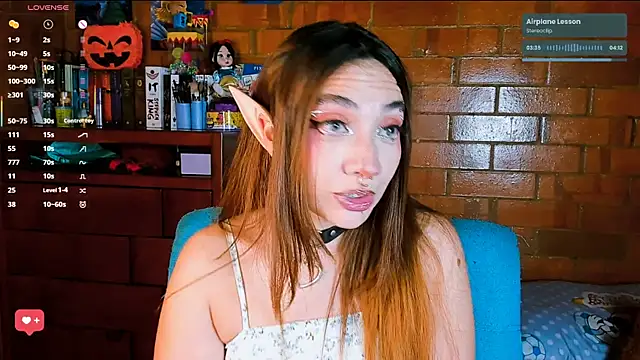 Annycolin  online show from 10-22-25, 03:17