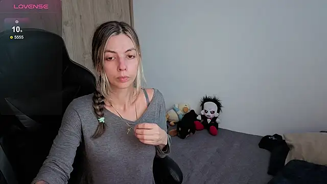 Princezzlove3 online show from 02-05-26, 12:56