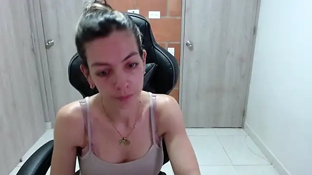 Princezzlove3 online show from 03-13-25, 11:27