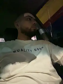 arturguy00 online show from 02-23-26, 09:54