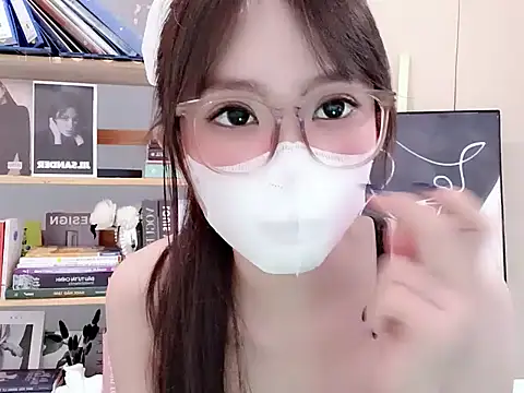 Lush-Office online show from 02-01-26, 10:24