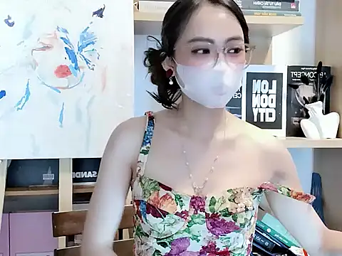 Lush-Office online show from 10-14-25, 08:04