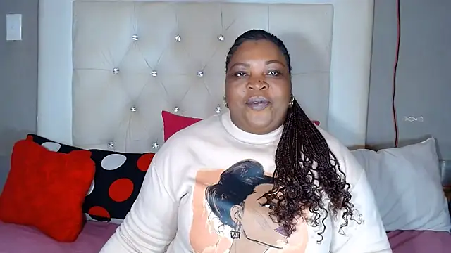 Snapshot of omalicha98 chatting on 06-11-26, 07:27 omalicha98 online show from 06-11-26, 07:27