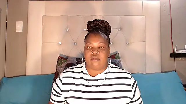 omalicha98 online show from 02-20-26, 06:59